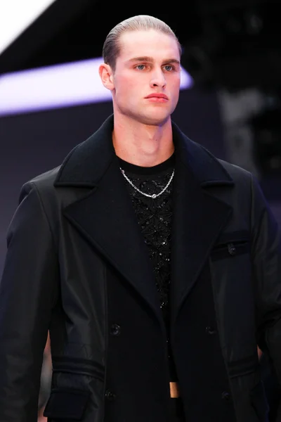 Look 137